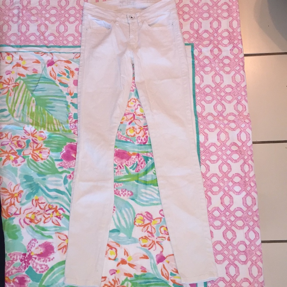 Guess white skinny jeans